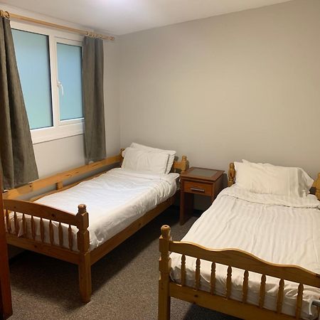 פורט טלבוט L And A Lodges מראה חיצוני תמונה