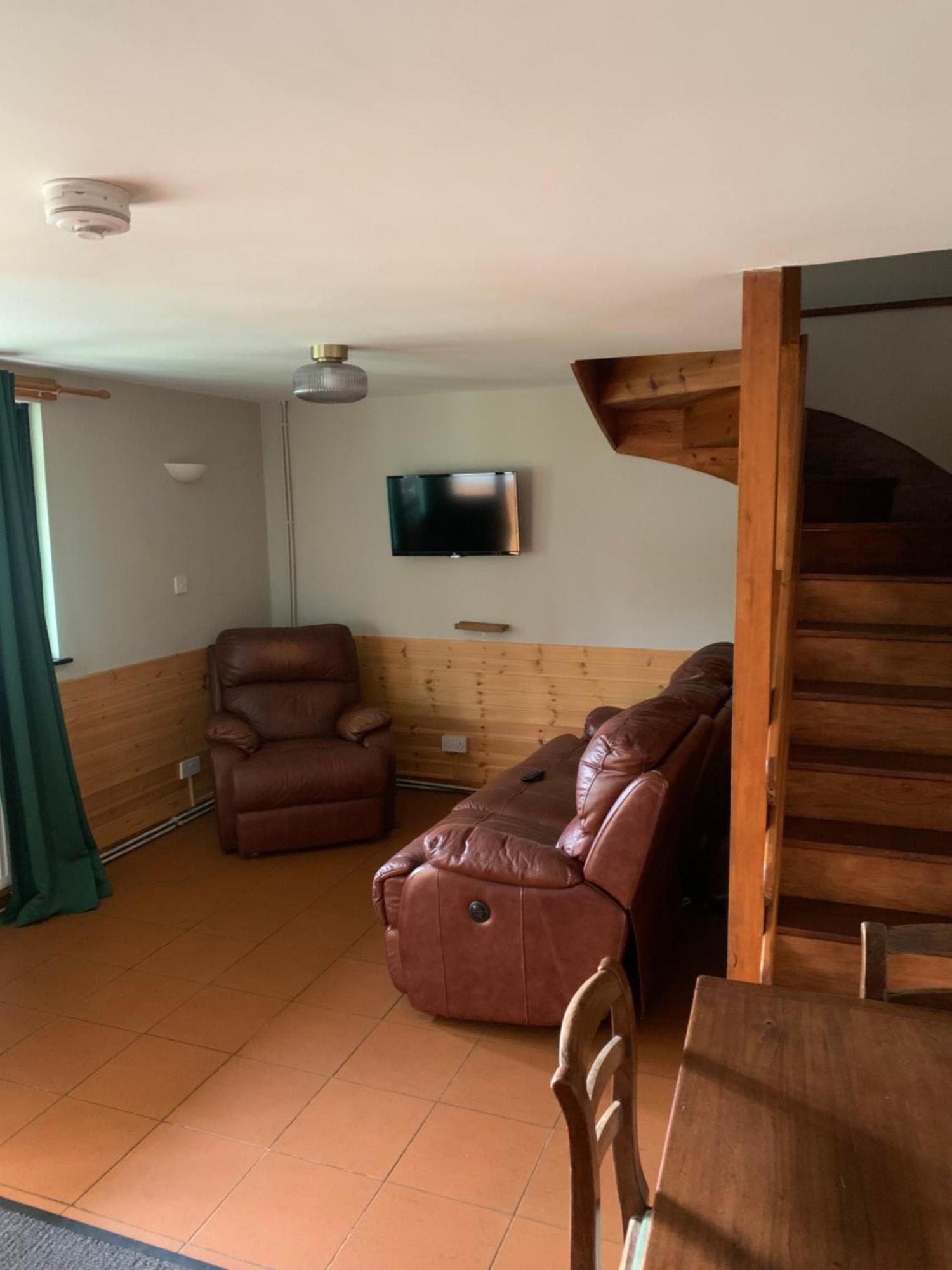 פורט טלבוט L And A Lodges מראה חיצוני תמונה